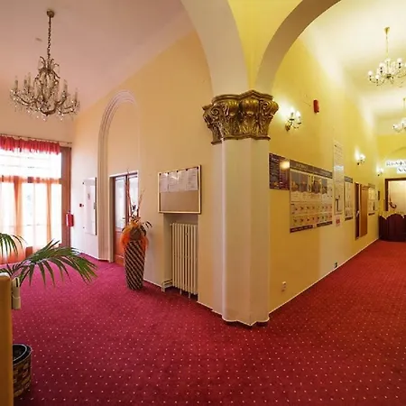 Отель Savoy &