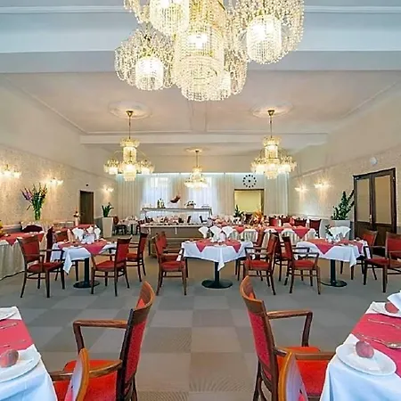 Savoy & Hotel Františkovy Lázně
