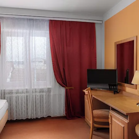 Savoy & Hotel 4*