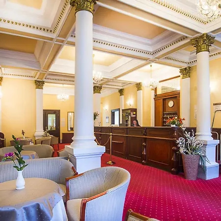 Отель Savoy &