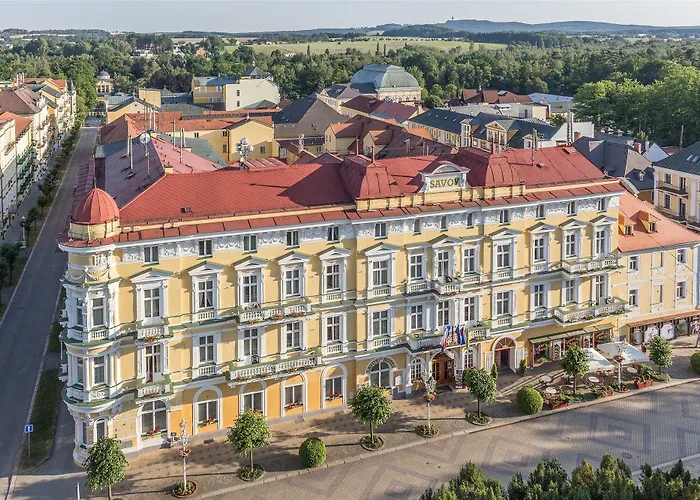 Savoy & Szálloda 4*